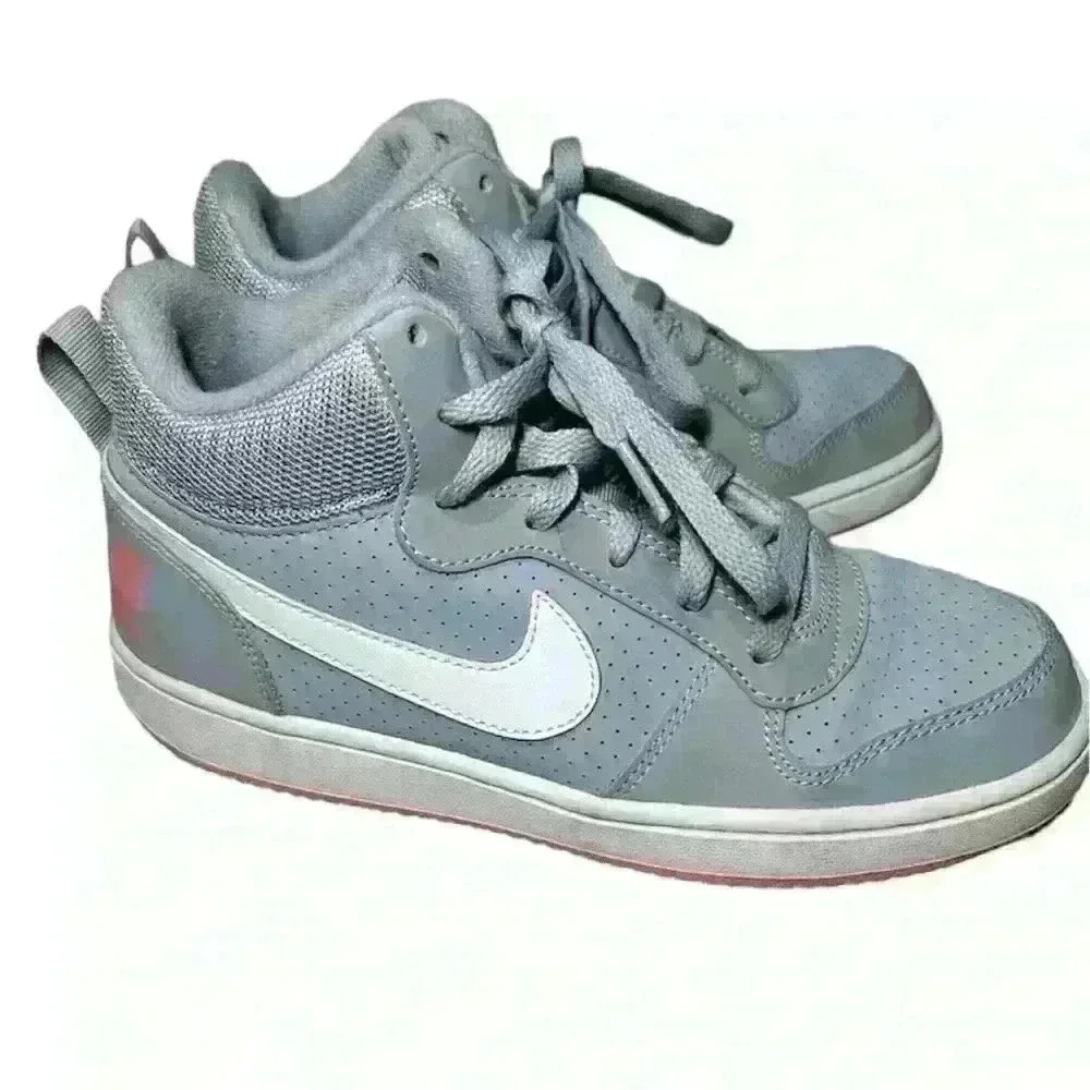 Nike Court Borough Mid Wolf Grey / Bright Melon Youth Size 5Y LIKE NEW